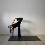 Ardha-Chandrasana-Variation