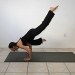 Eka-Pada-Kakasana-1