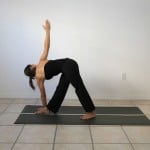 Parivritta-Trikonasana-2