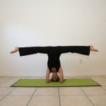 Sirsasana-Variation--Split-Legs